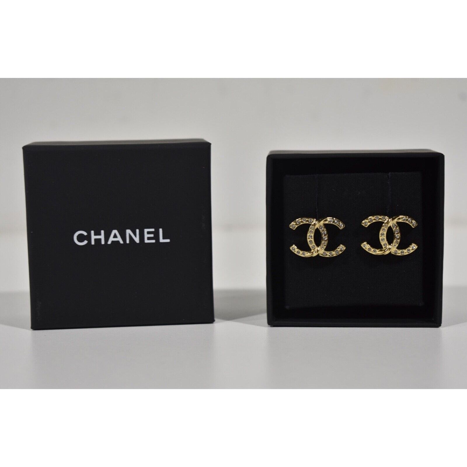 Chanel Chanel Gold Crystal Interlocking Drop Statement Stud Earring Size ONE SIZE - 2 Thumbnail