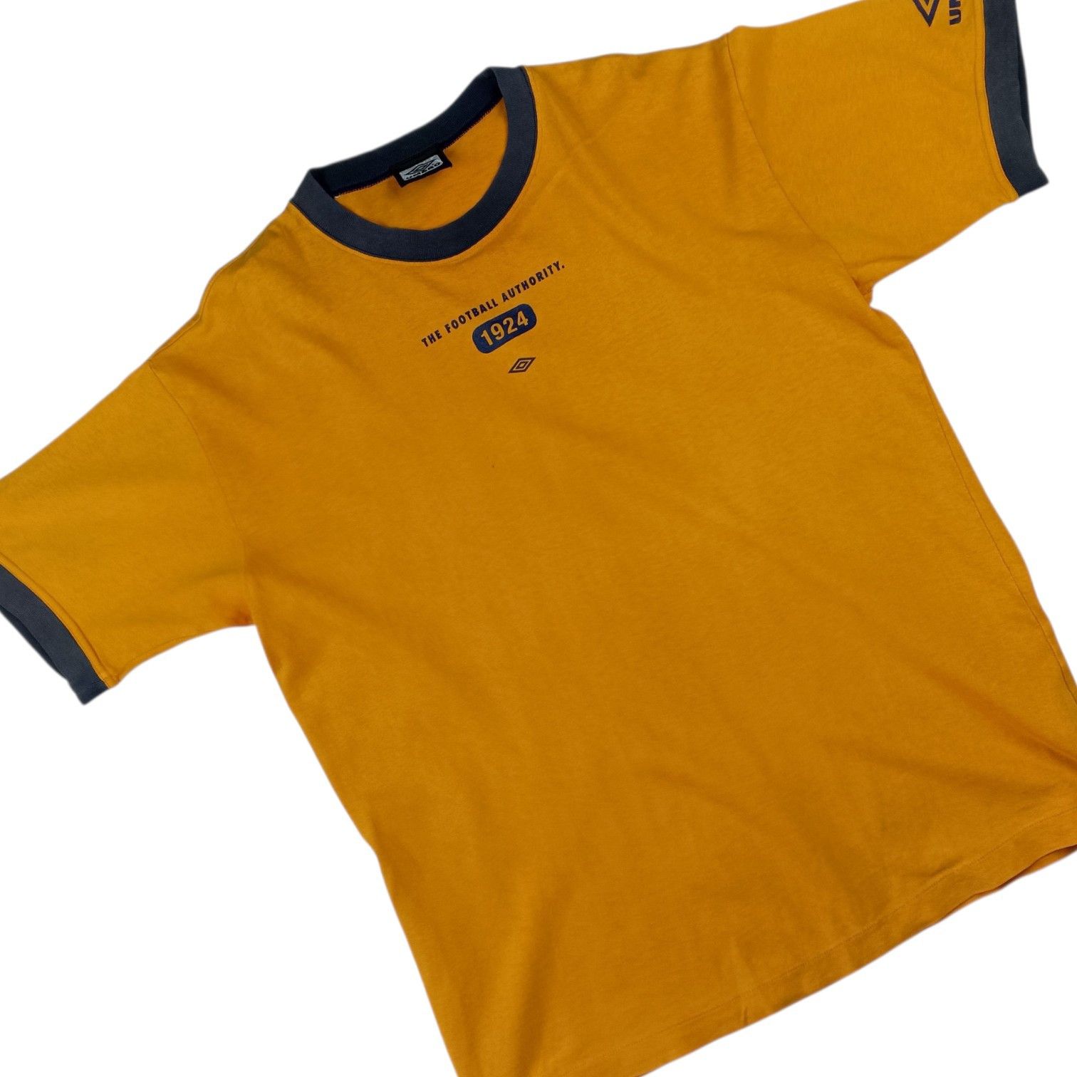 Umbro 90's UMBRO 1929 The Football Authority Soccer Ringer T-Shirt Size US M / EU 48-50 / 2 - 3 Thumbnail