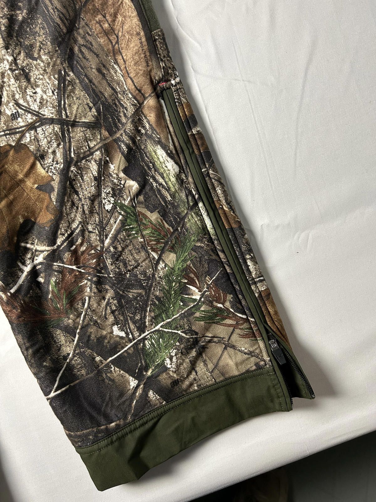 Under Armour Rare Under Armour Fleece Lined Real Tree Camo Cargo Trousers Size US 39 - 6 Thumbnail