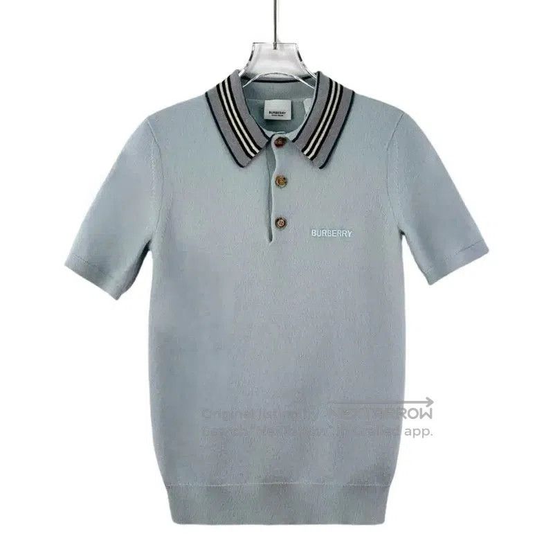Burberry Burberry Light Blue Wool Embroidered T-Shirt. Size S / US 4 / IT 40 - 1 Thumbnail