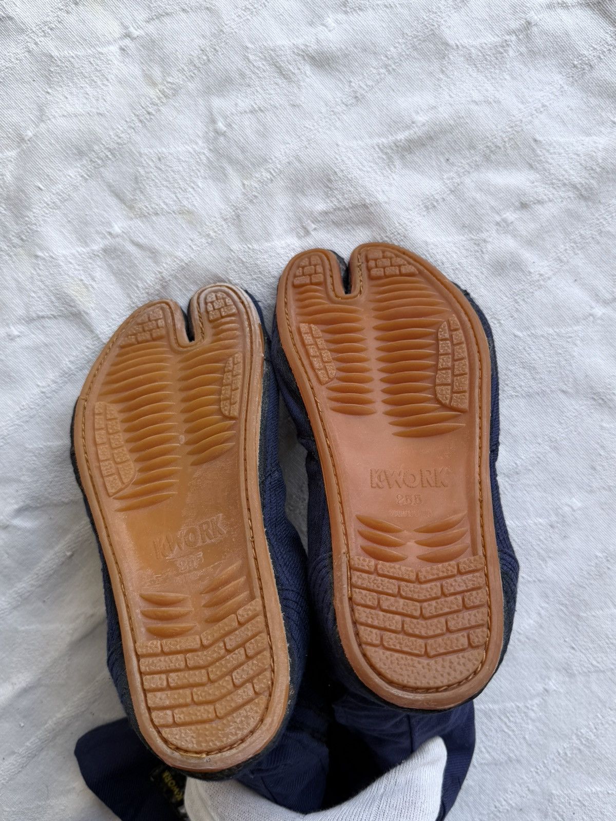 Japanese Brand Vintage Japanese Workwear Tabi Sneakers Size US 7 / EU 40 - 5 Thumbnail