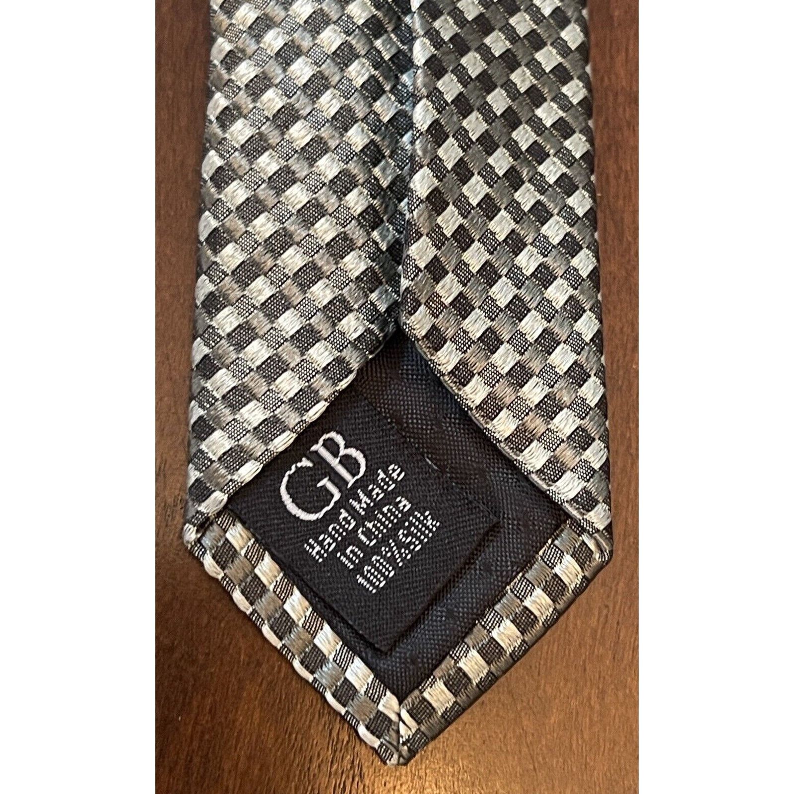 Geoffrey Beene Geoffrey Beene Hand Made 100% Silk Made In China Size ONE SIZE - 7 Thumbnail
