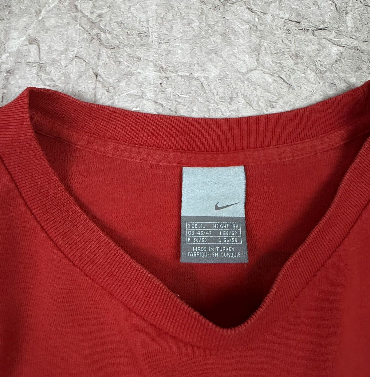 Nike Vintage Nike England Wayne Rooney #9 T-Shirt - Red Size US XL / EU 56 / 4 - 8 Thumbnail