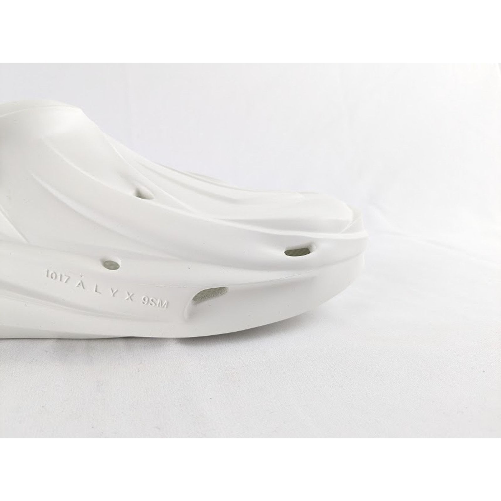 o1rshd1 Mono Slip on in White main image 3