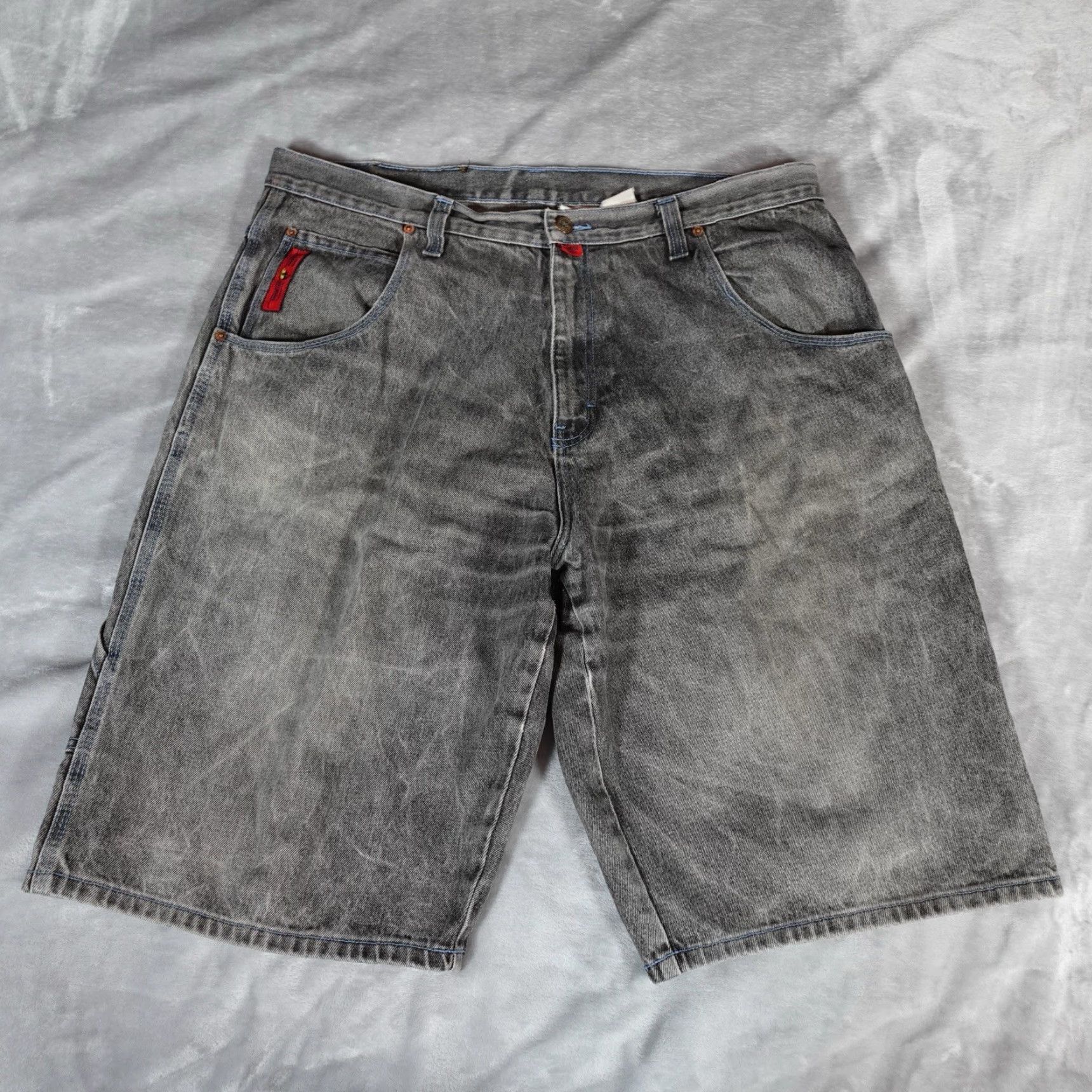 Express VINTAGE Brooklyn Xpress Denim Shorts Mens 40 Blue Faded Wash Bermuda Y2K Grunge Size US 40 / EU 56 - 4 Thumbnail