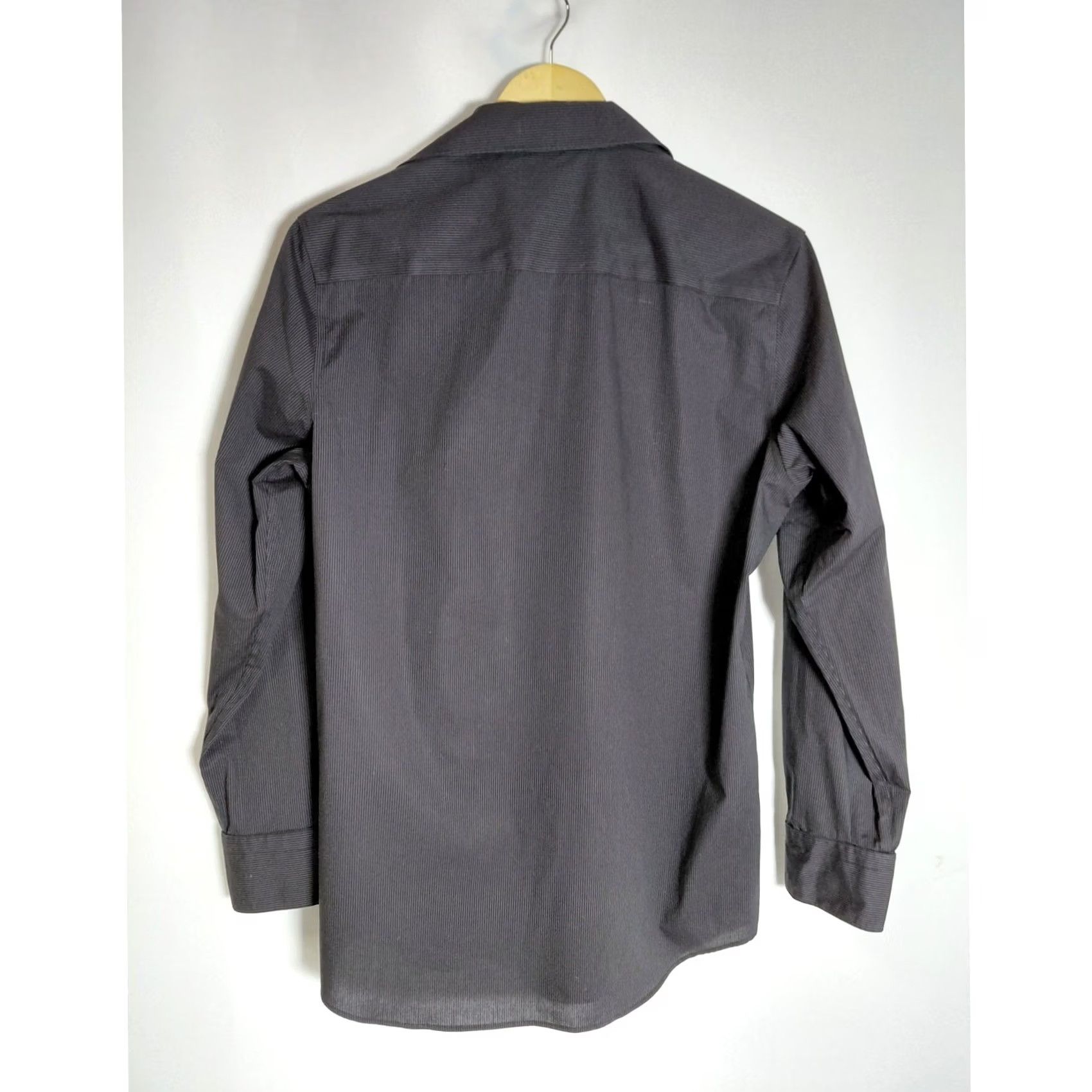 Calvin Klein Calvin Klein Non Iron Button-Up Shirt Gray Solid Knit Long Sleeve Men S Garment Care Easy Care Stretch Regular Cotton Spandex Size US S / EU 44-46 / 1 - 2 Thumbnail