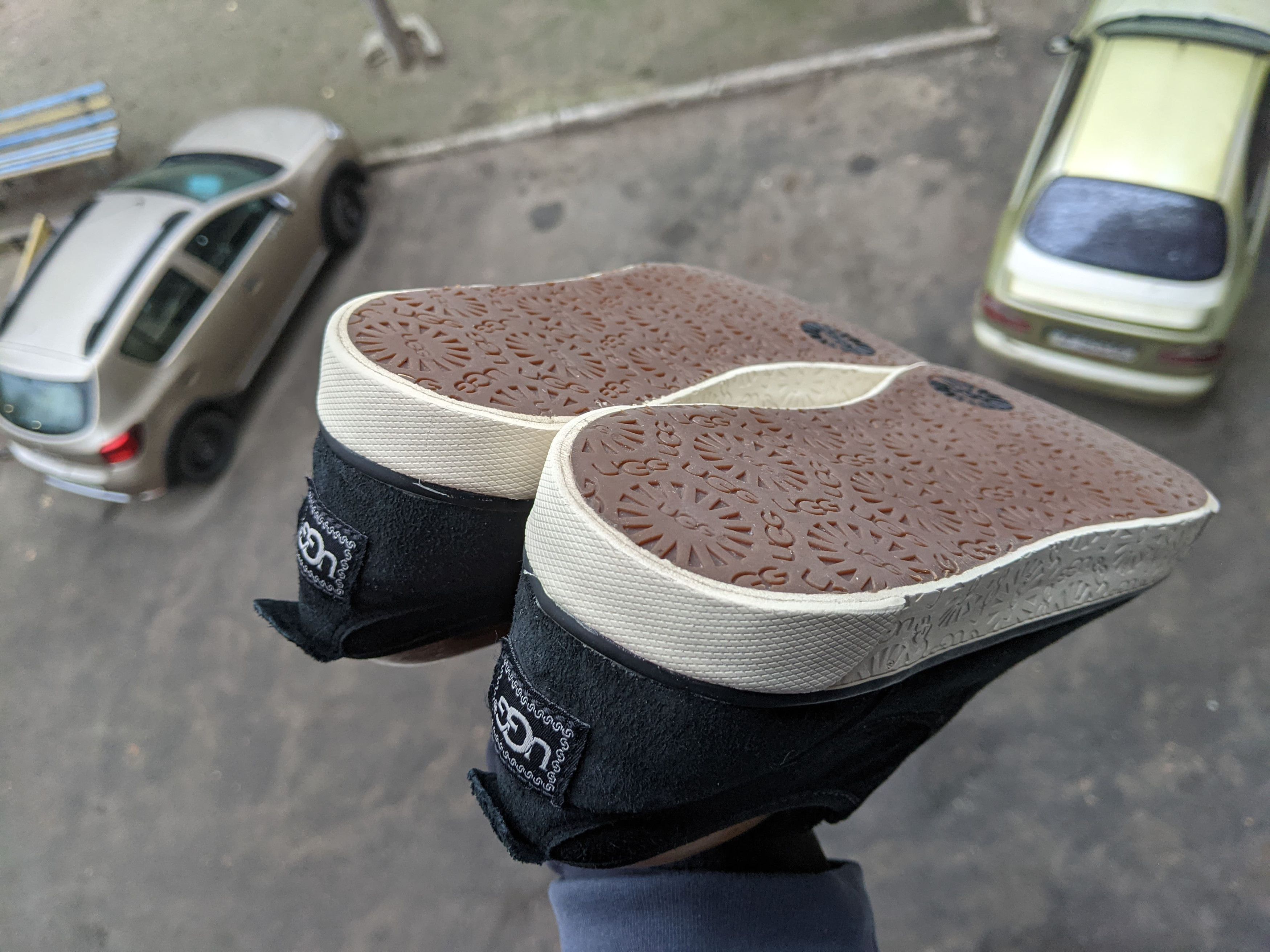 Ugg UGG Australia Evera Womans Sneakers Converse DC Shoes Vans Size US 8 / IT 38 - 16 Thumbnail