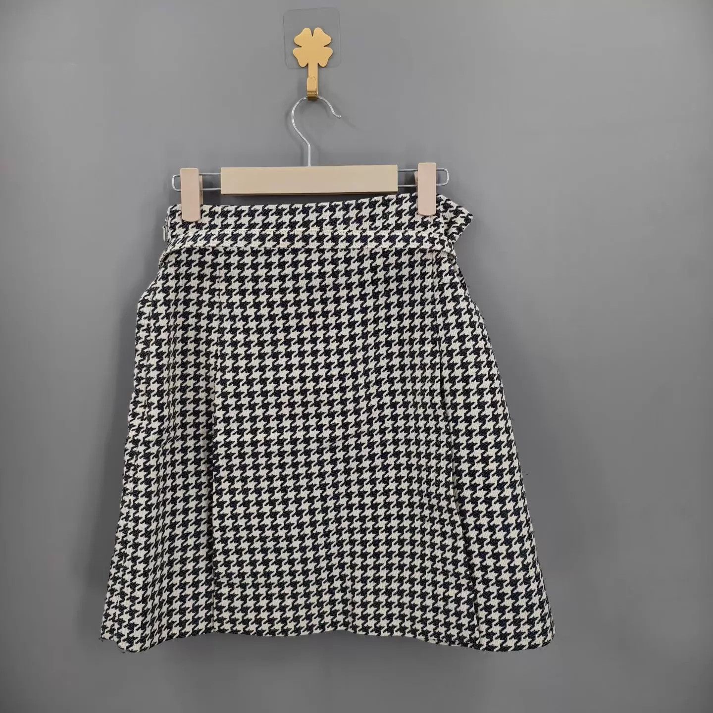 Dior Dior Women's Houndstooth CD Logo Skirt 40 Size 28" / US 6 / IT 42 - 2 Thumbnail