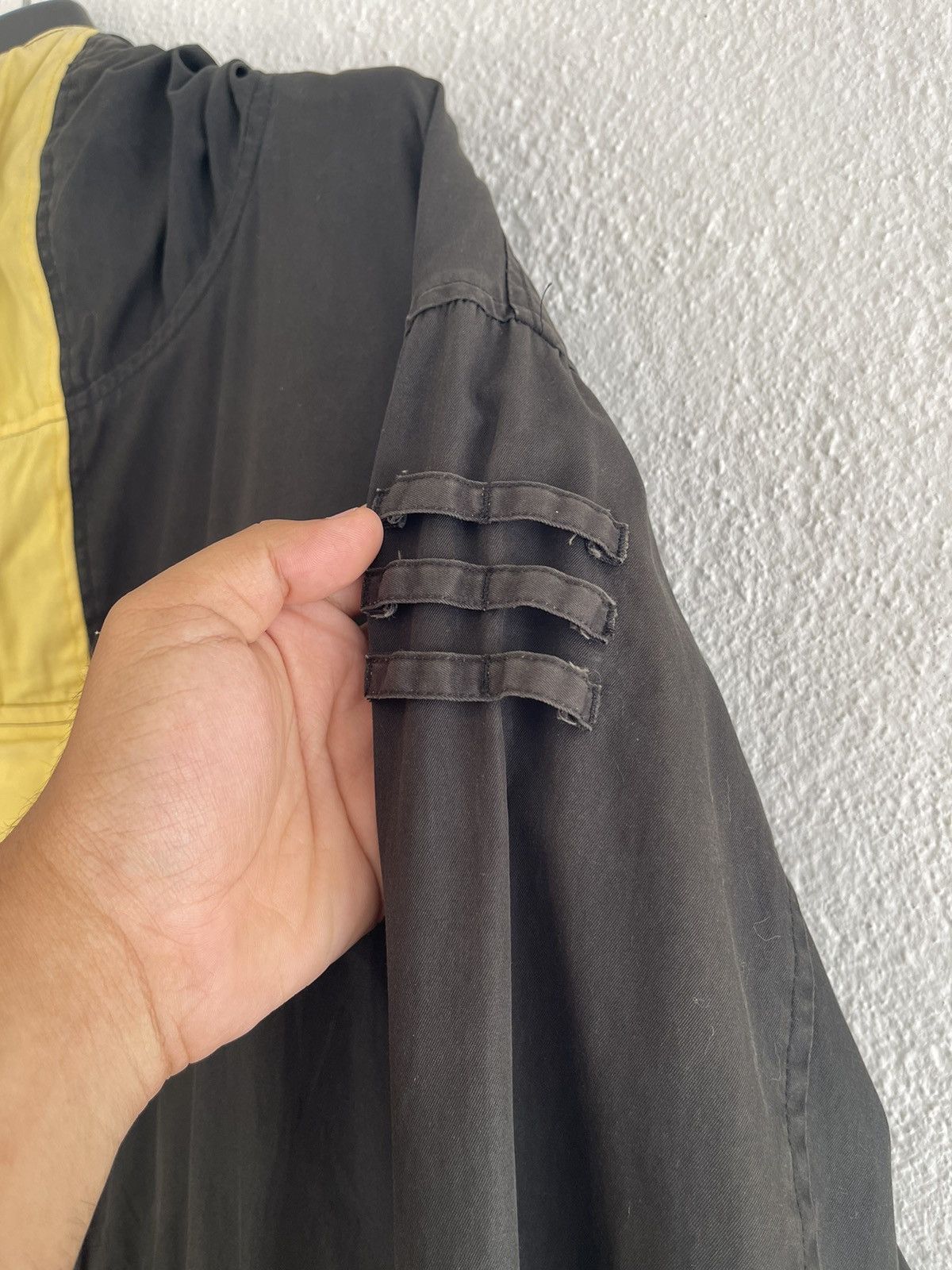 General Research 1998 General Research Anorak Parka “Parasite” Yellow Line Size US L / EU 52-54 / 3 - 9 Thumbnail