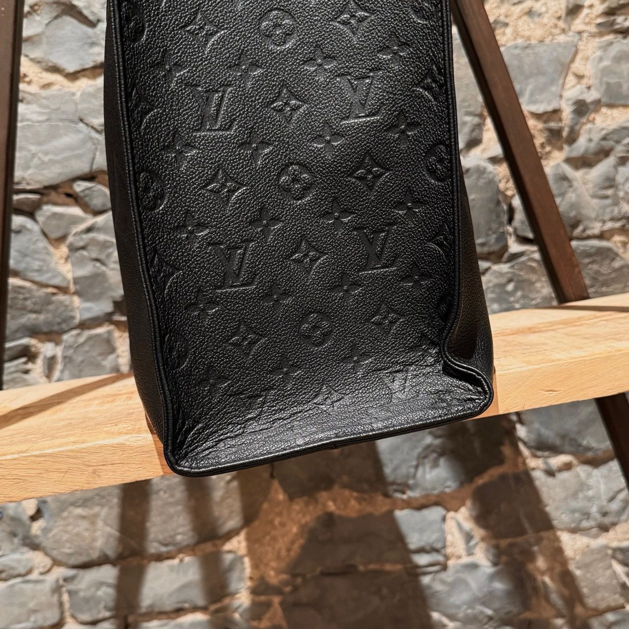 Louis Vuitton Louis Vuitton OnTheGo GM Black Empreinte Giant Tote Bag Size ONE SIZE - 5 Thumbnail