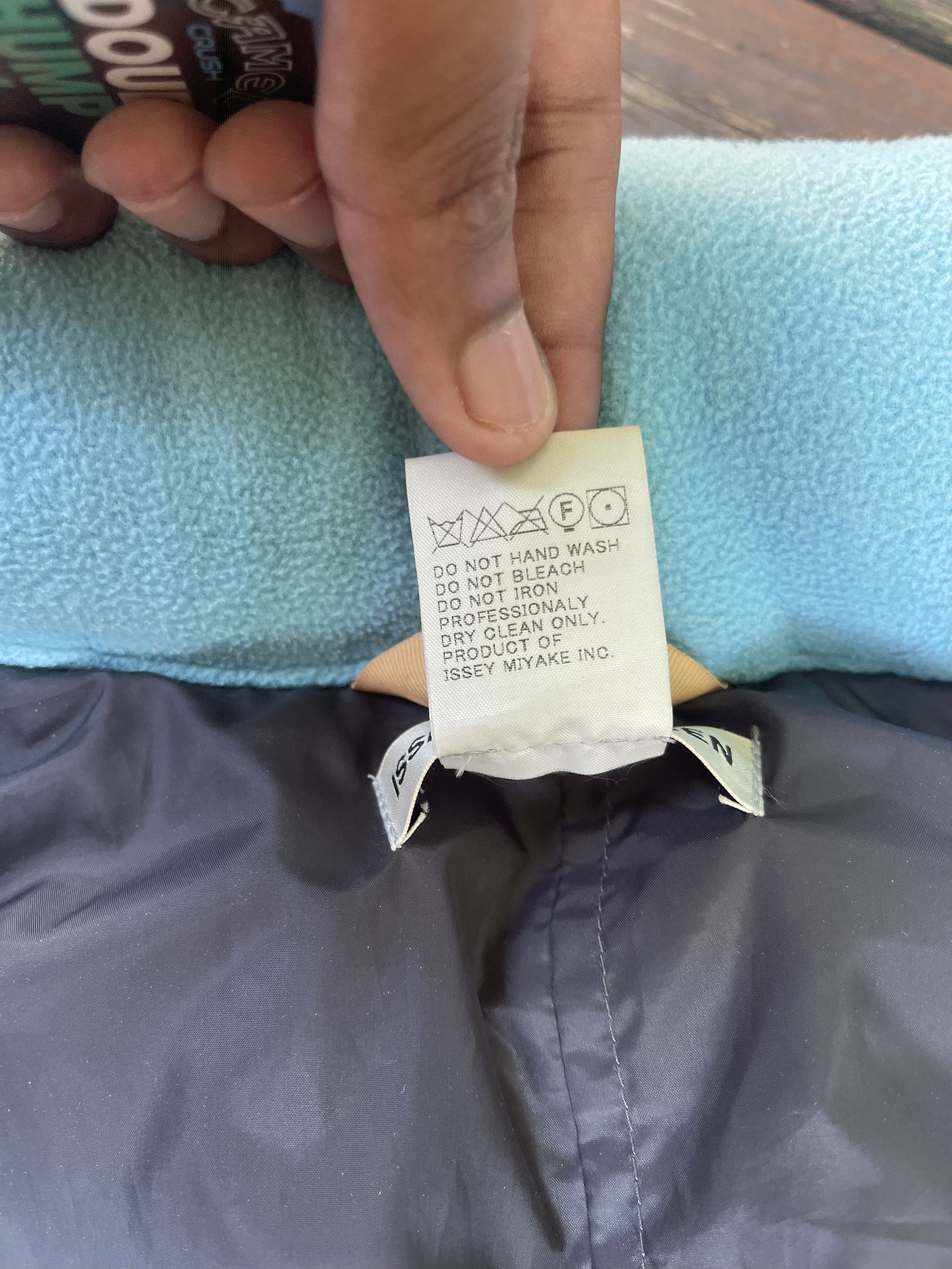 Issey Miyake Issey Miyake Technical Down Vest - A/W 2000 AW00 AW2000 Size US XL / EU 56 / 4 - 6 Thumbnail
