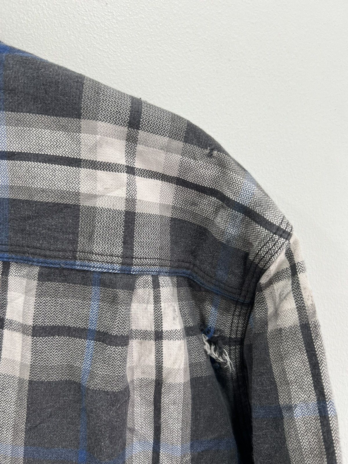 Carhartt Vintage Carhartt Button Up Shirt Plaid xl tall Size US XL / EU 56 / 4 - 5 Thumbnail