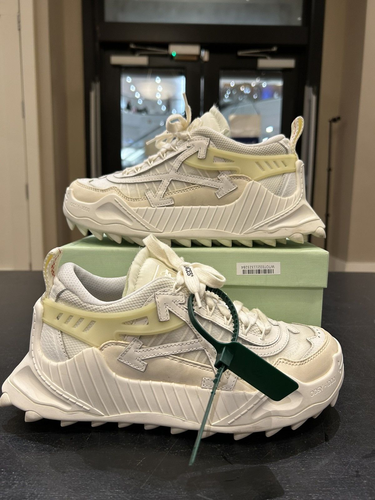 Off-White Off-White ODSY 1000 - White Size US 7 / EU 40 - 1 Thumbnail