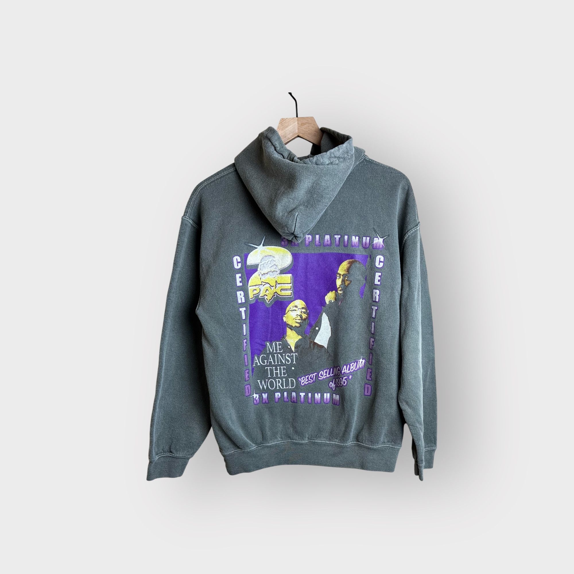 Vintage Vintage 1990's Tupac Best Selling Album 95" Sweatshirt Size US M / EU 48-50 / 2 - 1 Thumbnail