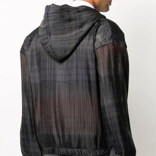 Homme Plisse Issey Miyake × Off-White o1in1s1024 Q:1 / Plisse Over Hoodie in Brown Size US M / EU 48-50 / 2 - 4 Thumbnail