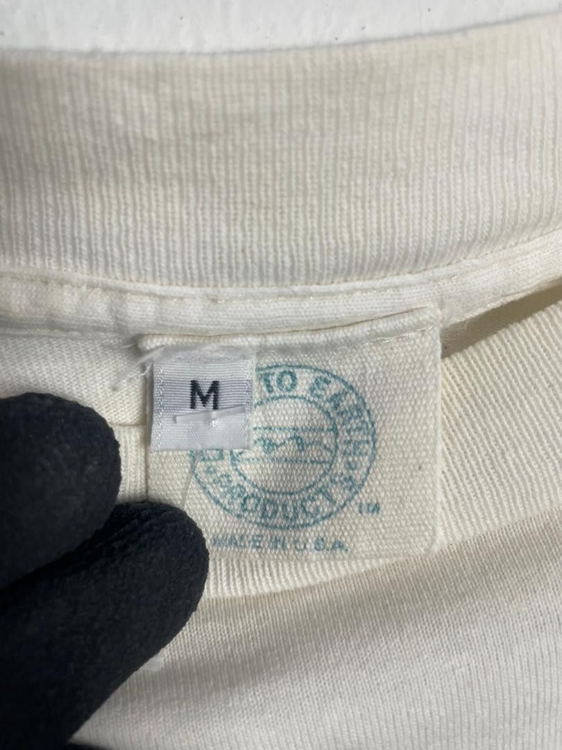 Designer Vintage Conservation International tee Size US M / EU 48-50 / 2 - 5 Thumbnail