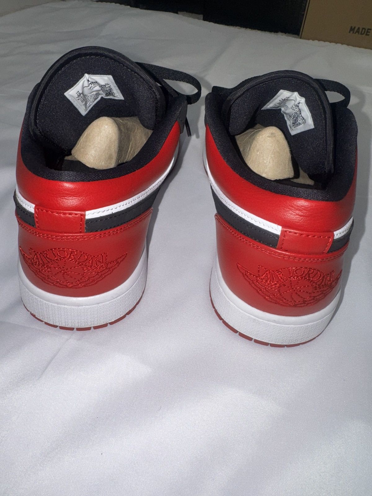 Jordan Brand 2019 jordan 1 black toe Size US 10 / EU 43 - 5 Thumbnail