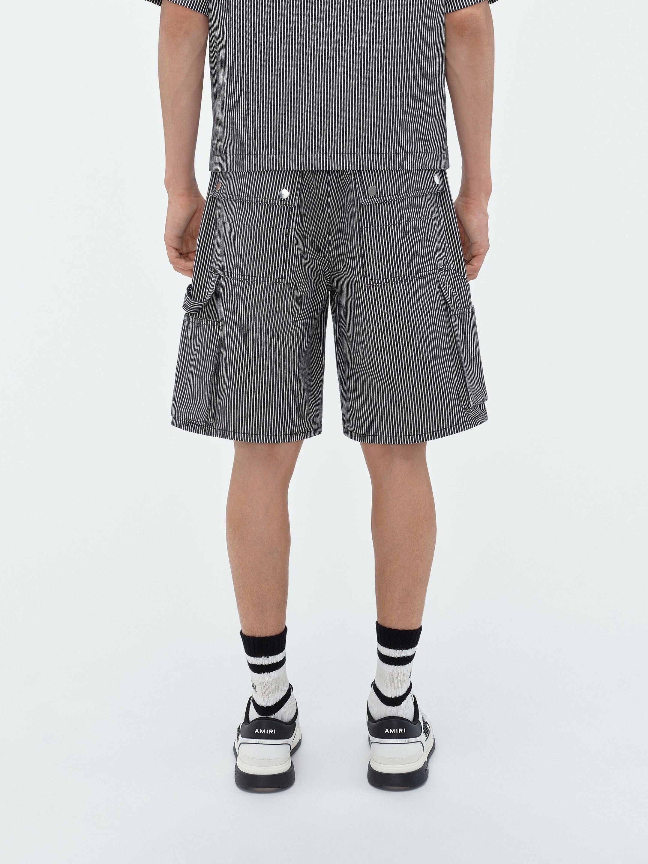 Amiri o1s1wg110425 Striped Denim Carpenter Short in Black/White Size US 32 / EU 48 - 6 Thumbnail