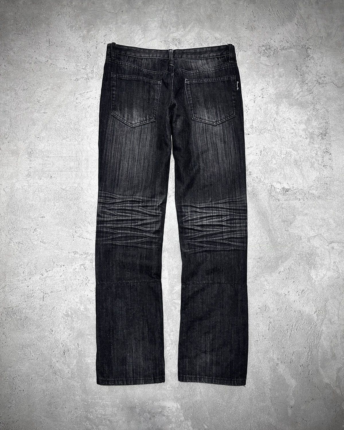 Japanese Brand 2000s Bernings Sho Studded Distressed Jeans Size US 33 - 6 Thumbnail