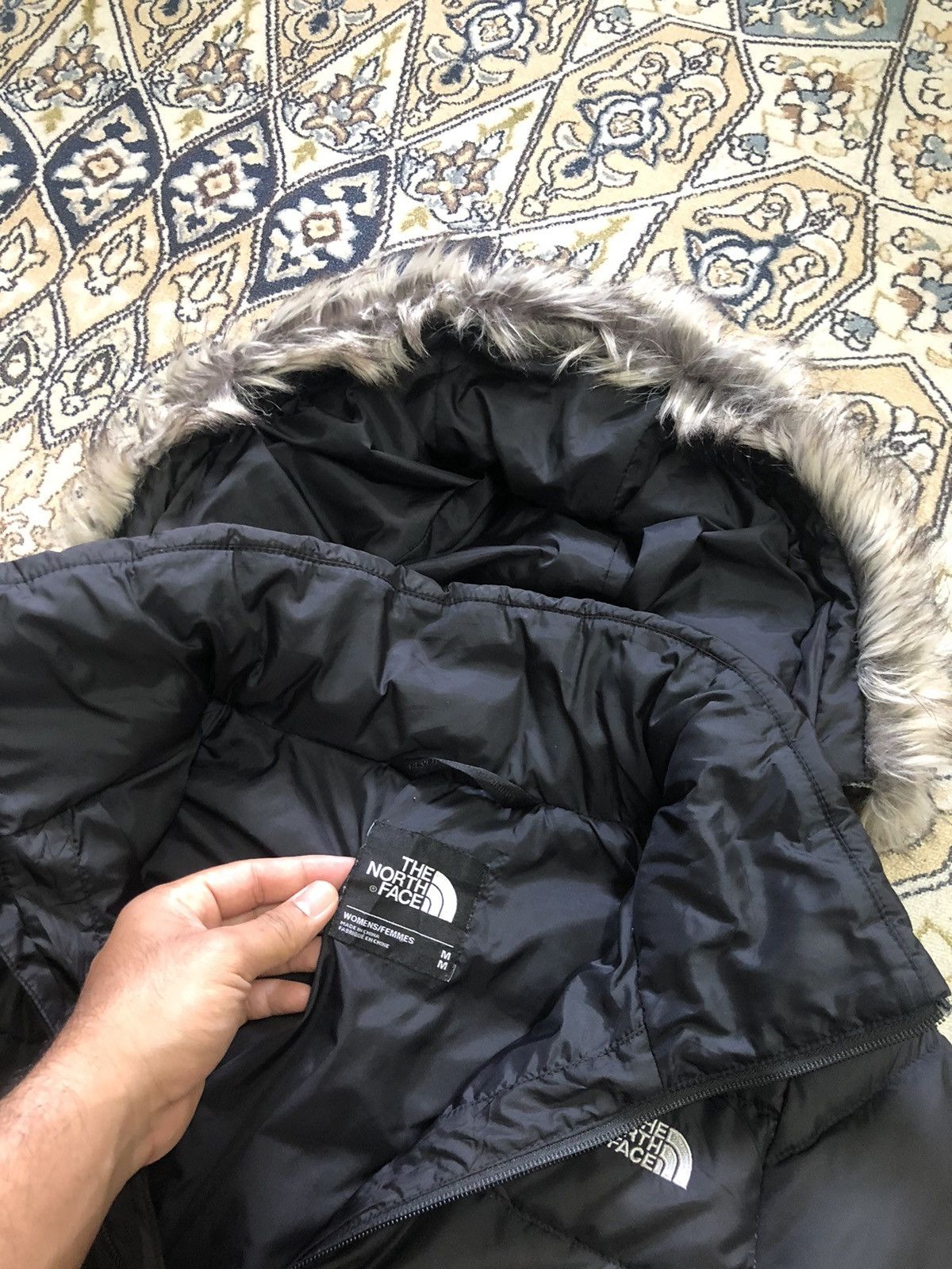 The North Face The North Face Gotham 550 Puffer Jacket With Fur Hoodie Size M / US 6-8 / IT 42-44 - 15 Thumbnail