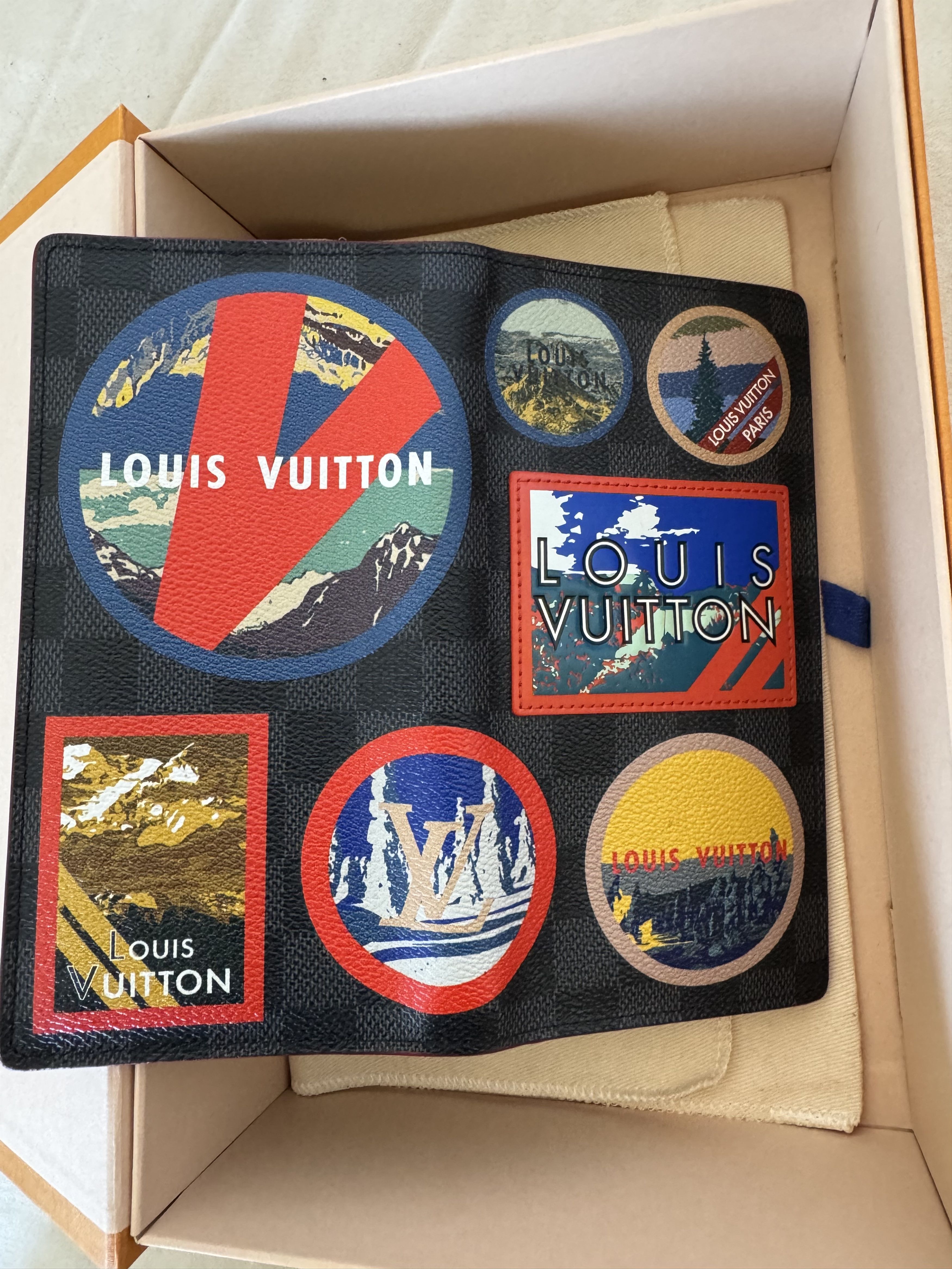 Louis Vuitton RARE & NEW Wallet Brazza Damier Graphite Alpes FW18 Size ONE SIZE - 7 Thumbnail