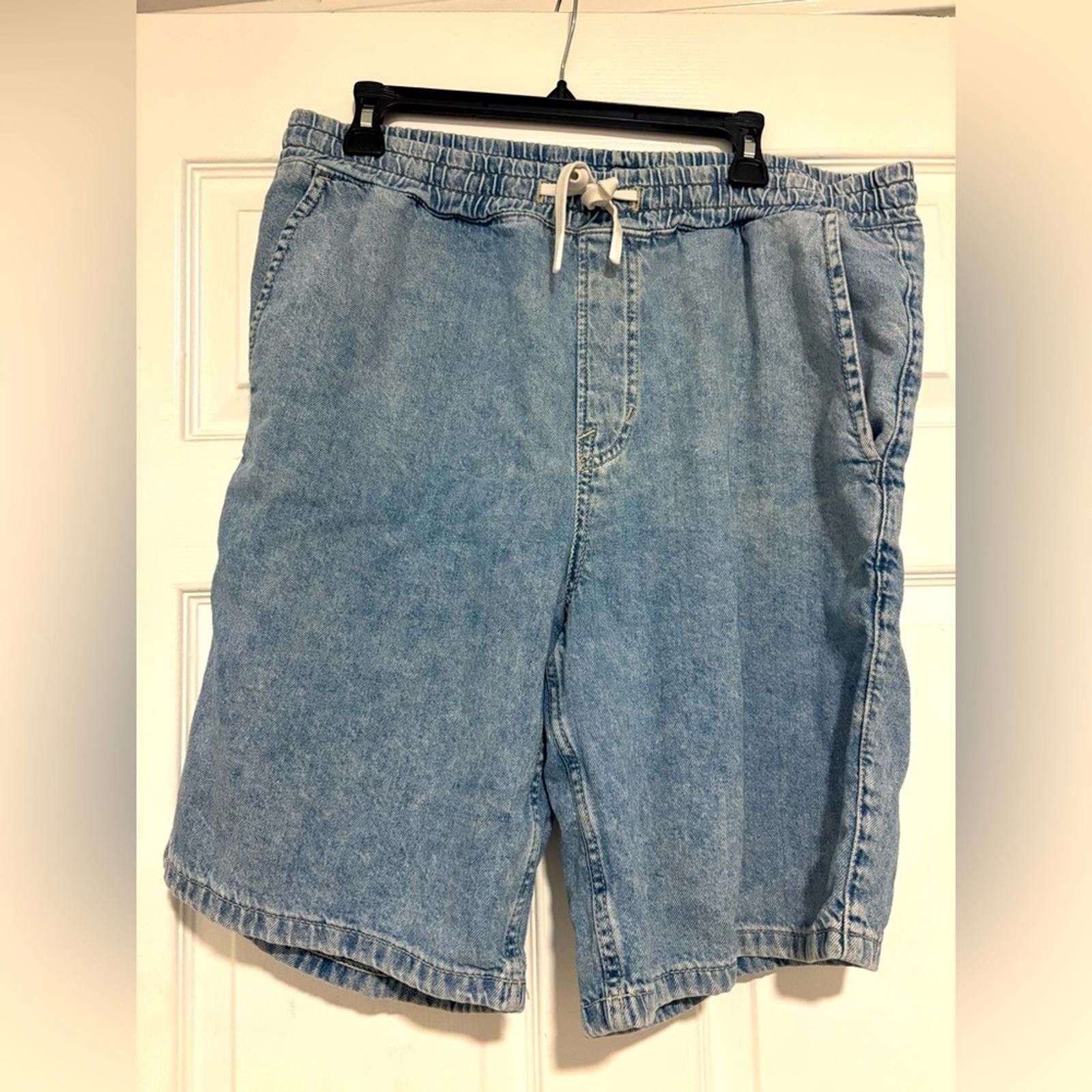 Other Men's Blue Denim Shorts Size US 34 / EU 50 - 1 Thumbnail
