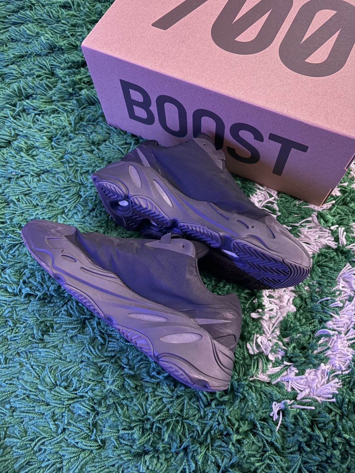Adidas Yeezy 700 MNVN Black Size US 8 / EU 41 - 3 Thumbnail