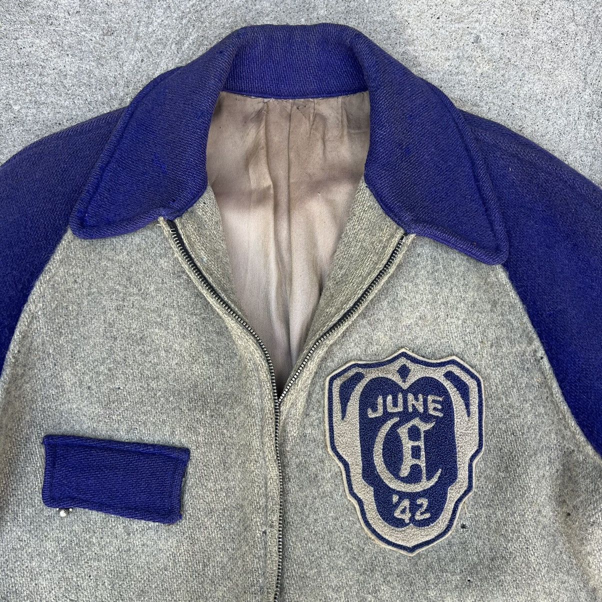 Vintage Vintage Purple Letterman's Jacket 1940s Size L Grey Blue Size US L / EU 52-54 / 3 - 3 Thumbnail