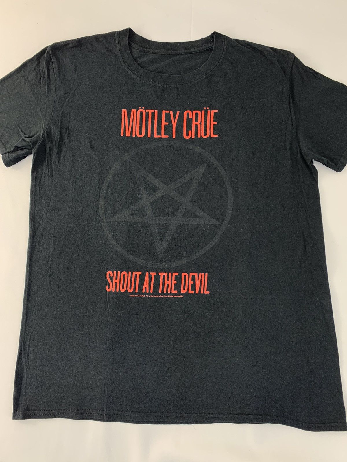 Band Tees Motley Crue Shout At The Devil American Band Big Logo Tee Size US L / EU 52-54 / 3 - 3 Thumbnail