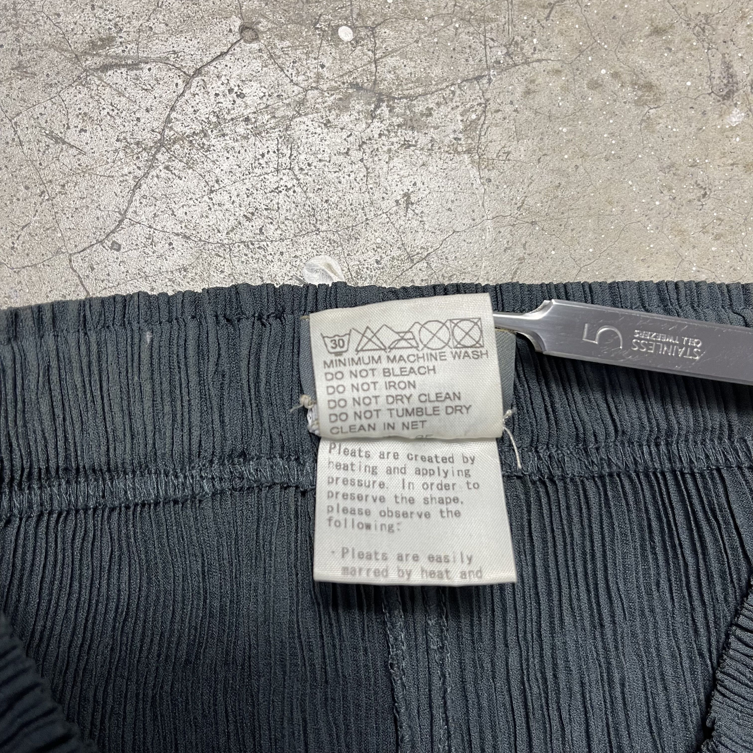 Issey Miyake Issey Miyake Fete x Joyce - Pleated Pants Size 27" / US 4 / IT 40 - 5 Thumbnail
