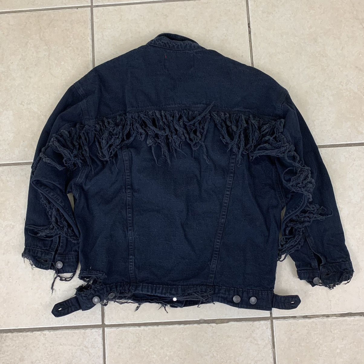 Japanese Brand × Vintage Vintage signatures Distressed Fringe Denim Jacket Size US M / EU 48-50 / 2 - 4 Thumbnail