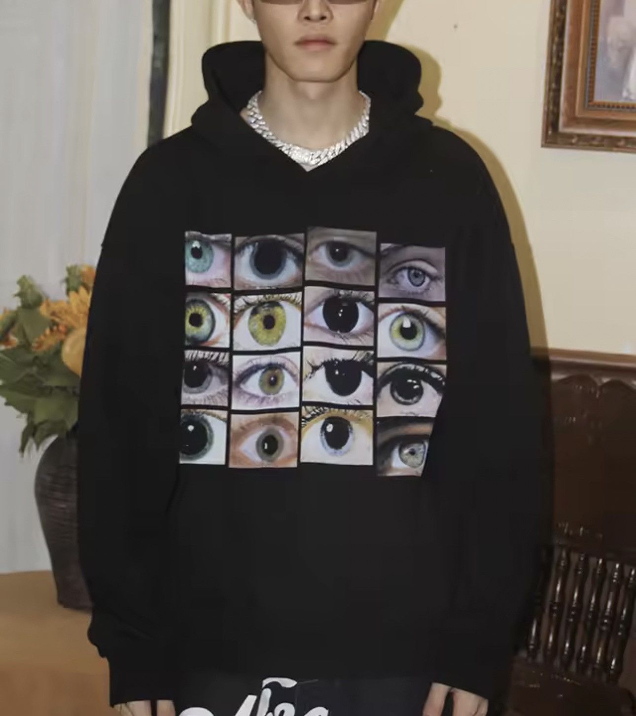 Oversized Black 
