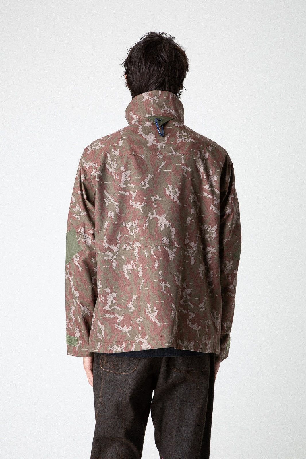White Mountaineering $1,200 Saitos Waterproof Camo Rain Jacket Size US M / EU 48-50 / 2 - 3 Thumbnail