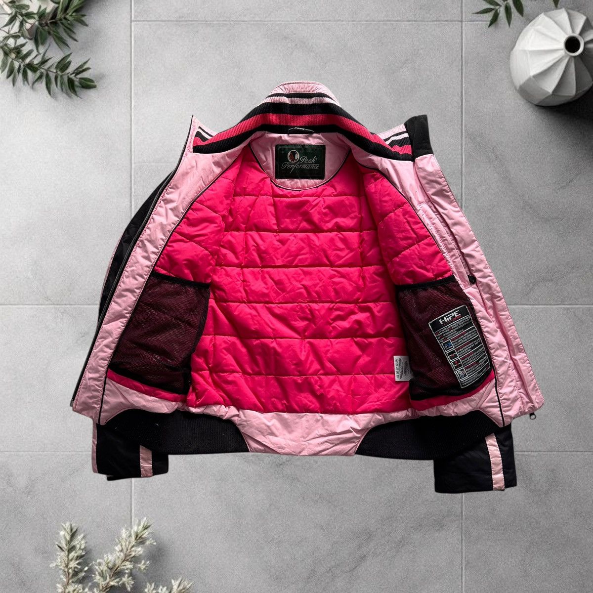 Peak Performance Peak Performance Dragon J Thermolite Puffer Jacket Techwear Size US S / EU 44-46 / 1 - 3 Thumbnail