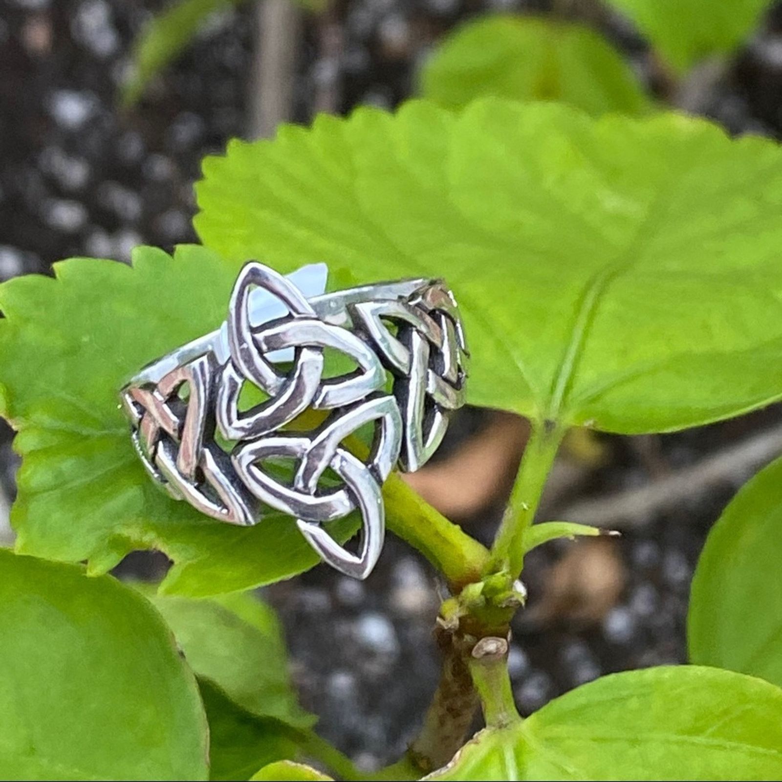 The Unbranded Brand Sterling Silver Celtic Triquetras Ring Size ONE SIZE - 3 Thumbnail