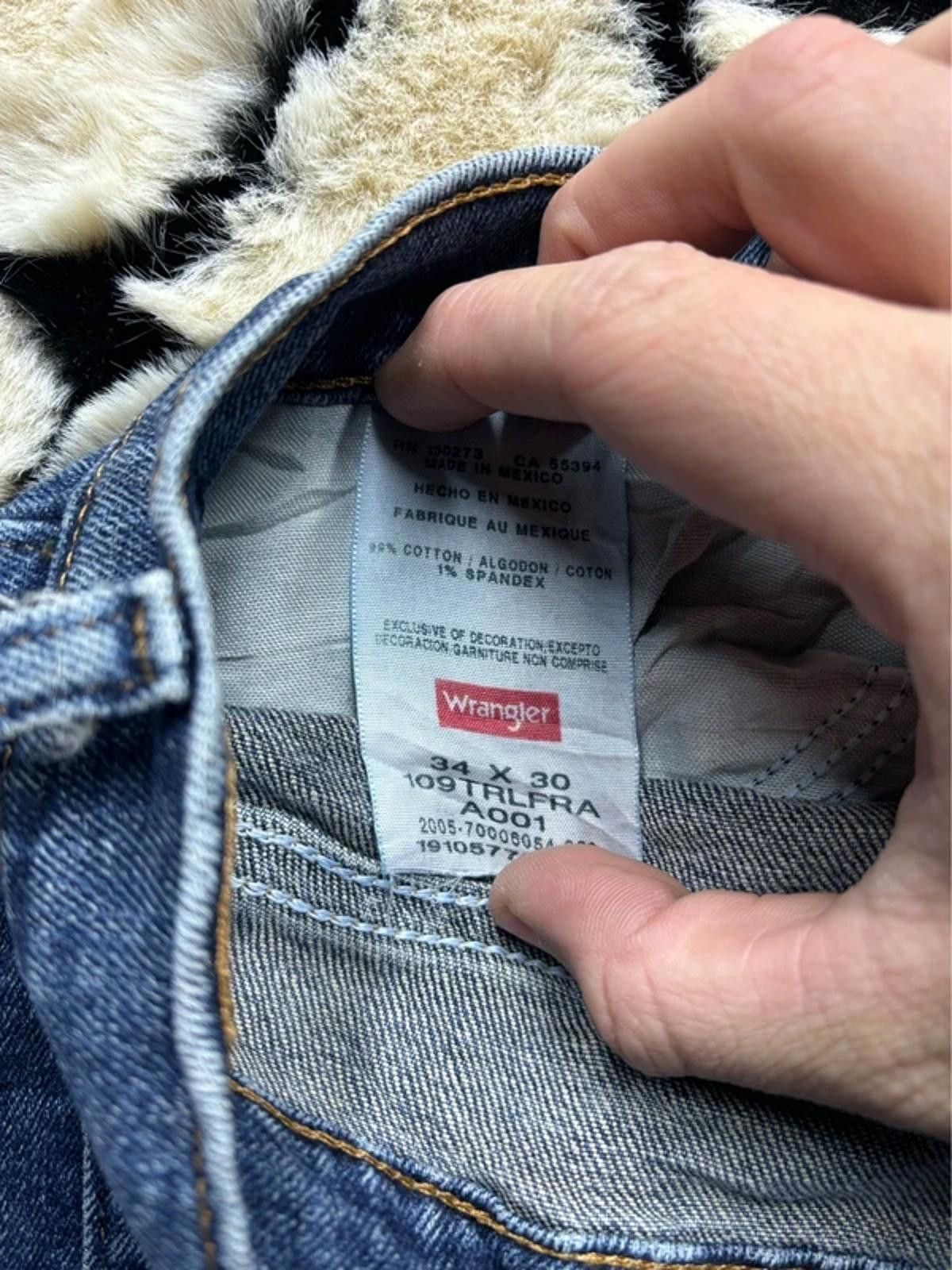 Other Men’s vintage wrangler baggy fit jeans Y2K style size 34x30 Size US 34 / EU 50 - 3 Thumbnail