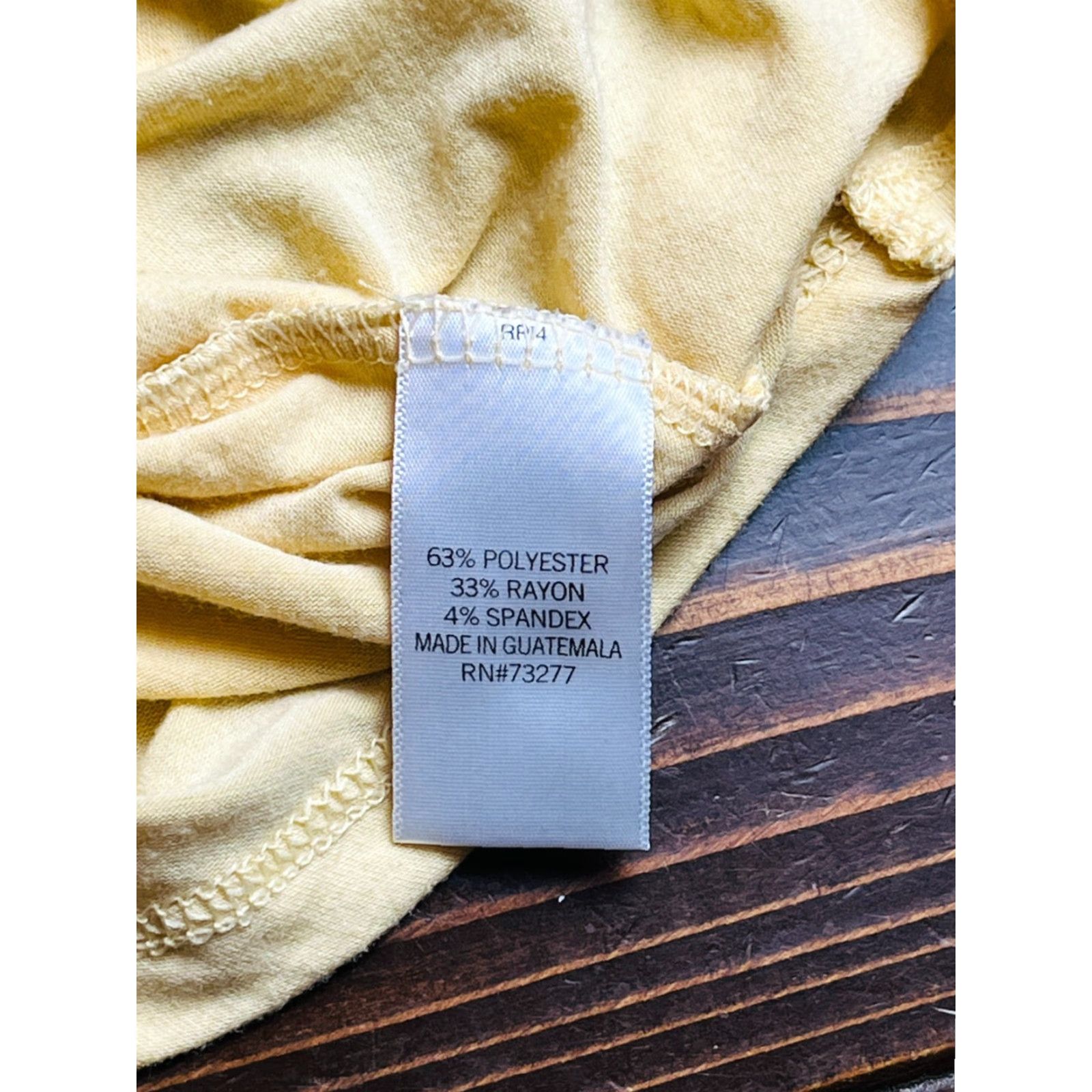 Vintage SO Shirt Women's Large Yellow Favorite Crew Long Sleeve Shirt Size L / US 10 / IT 46 - 6 Thumbnail