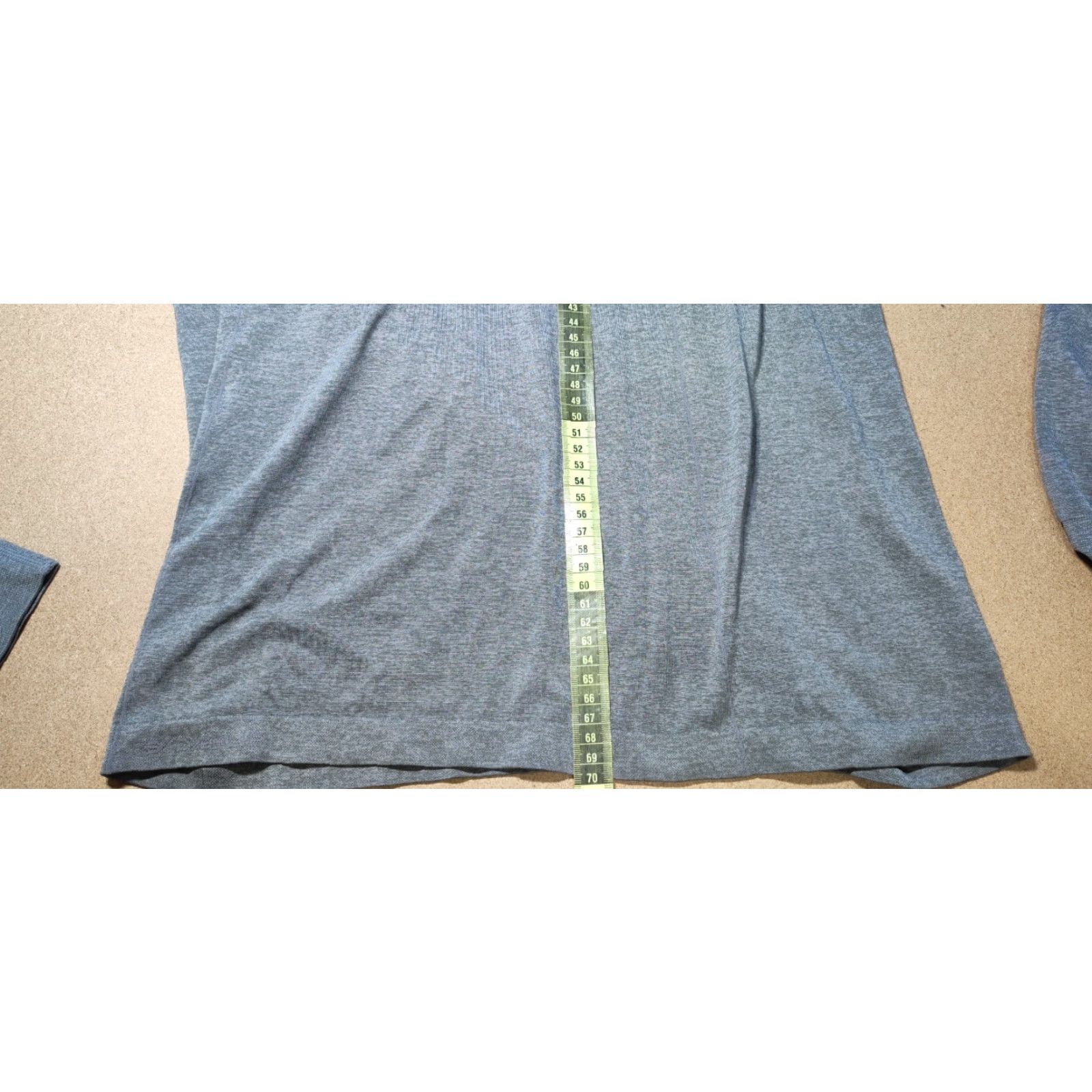 Layer 8 Bjorn Daehlie Mens Base Layer Shirt Large Outdoor Thermal 1/4 Zip Gray Size US L / EU 52-54 / 3 - 4 Thumbnail