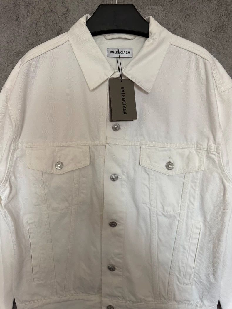 Balenciaga Balenciaga size 36 Back Letter Embroidery Logo Denim Jacke Size S / US 4 / IT 40 - 2 Thumbnail