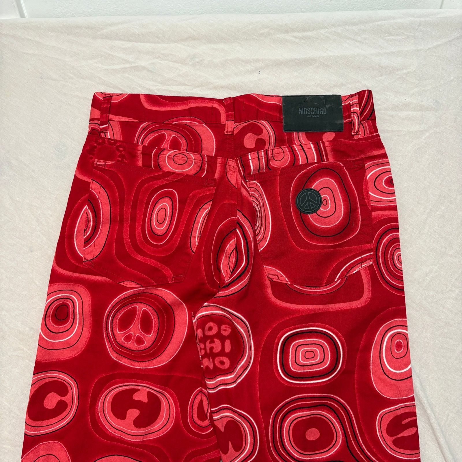 Moschino VTG 90's Red Moschino Peace Sign Jeans Grail SZ 32" Size 32" / US 10 / IT 46 - 6 Thumbnail
