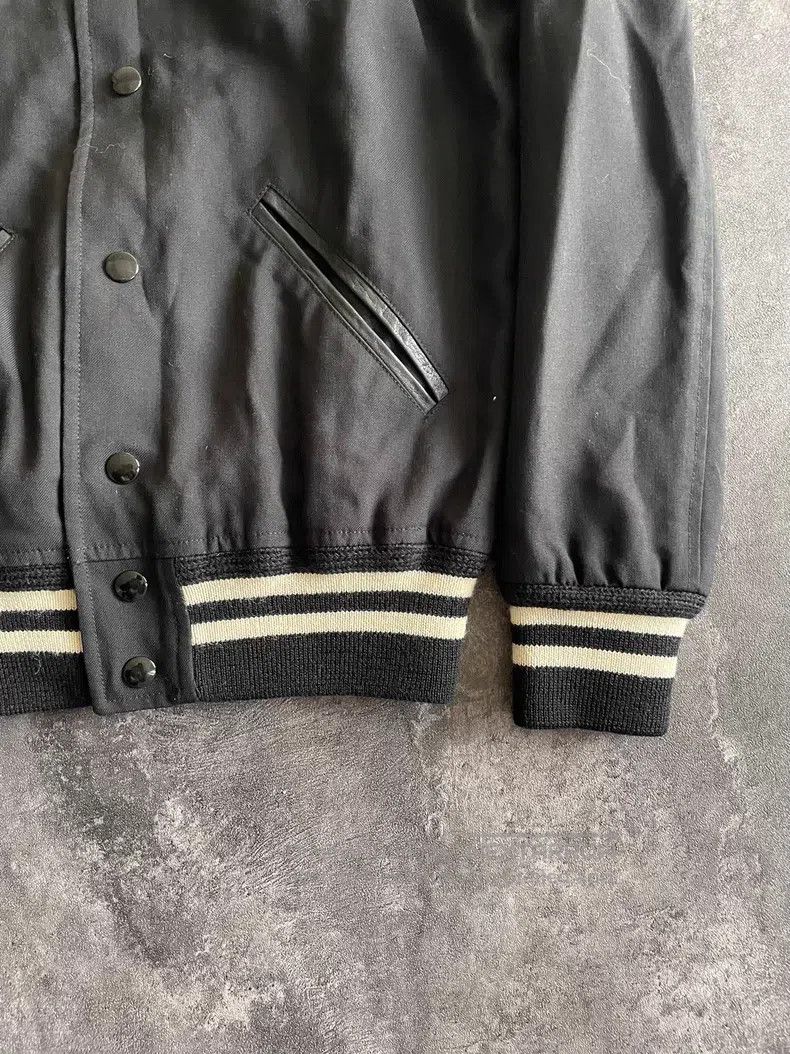 Saint Laurent Paris Saint Laurent Paris Black Samurai Mixed Sheepskin Wool Bas Size US XS / EU 42 / 0 - 4 Thumbnail