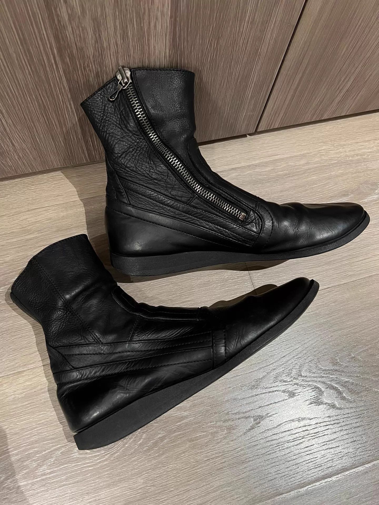 Julius × SIVA Julius X Siva Spiral Zip Boots | Grailed