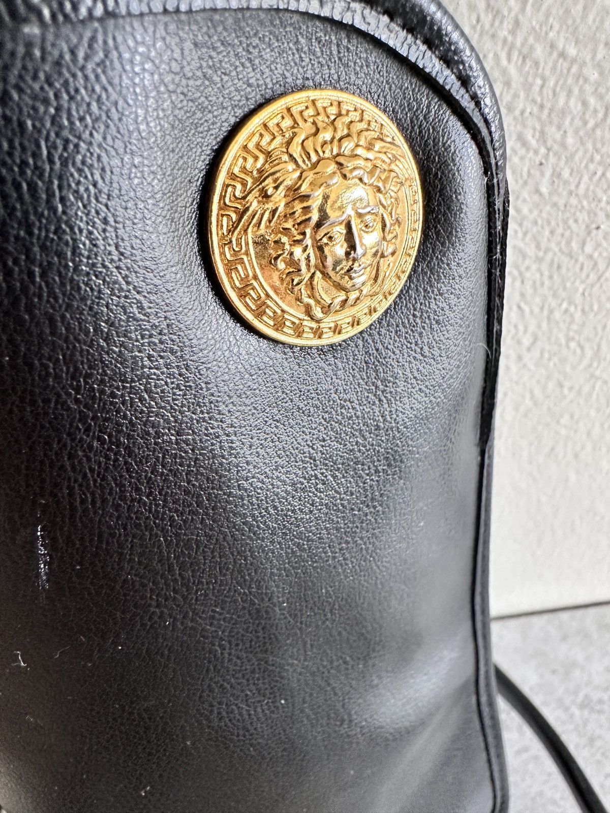 Versace Gianni Versace S70 91M Medusa Sunglasses (Vintage 1990s) Size ONE SIZE - 7 Thumbnail