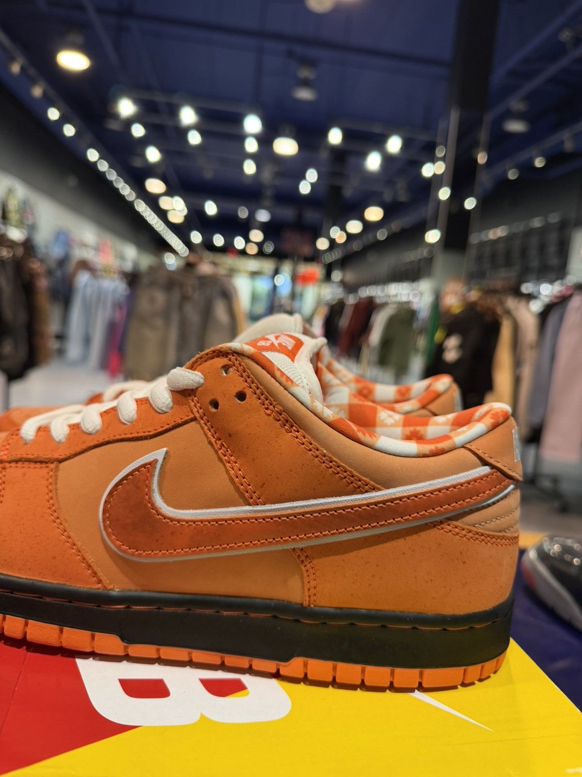 Nike Size 10.5 - Nike SB Dunk Low Concepts Orange Lobster Size US 10.5 / EU 43-44 - 5 Thumbnail