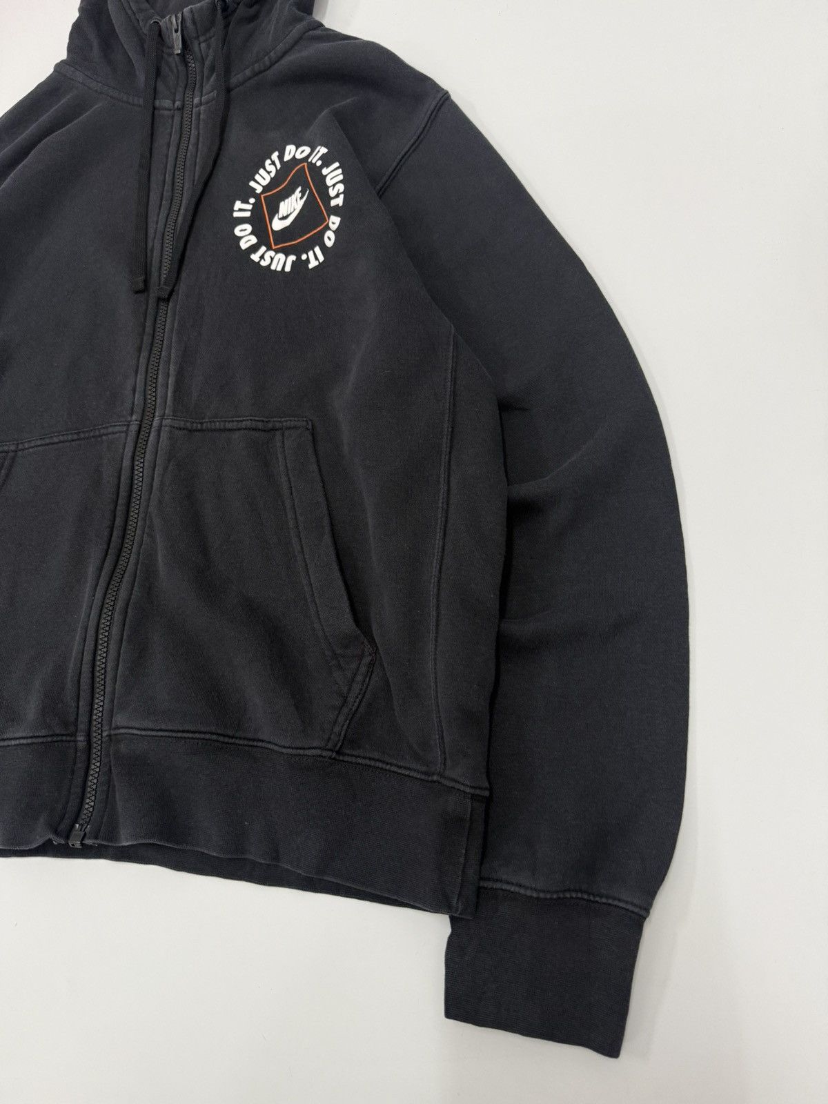 Nike 🔥 Y2K Nike JUST DO IT Faded Black Sweat Zipper Hoodie - L Size US L / EU 52-54 / 3 - 2 Thumbnail