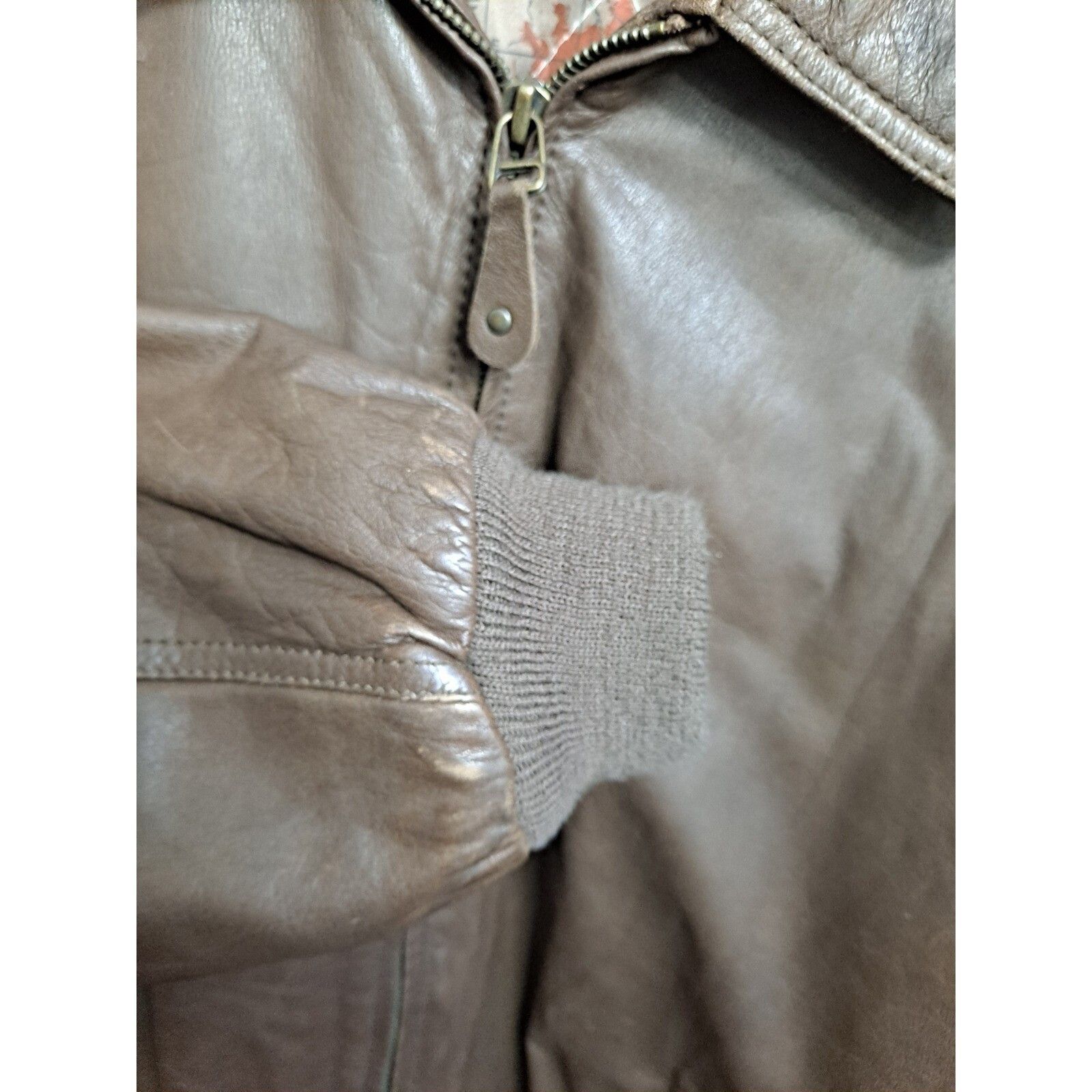Other St. John's Bay Leather Bomber Jacket Full Zip Brown XL Size US XL / EU 56 / 4 - 5 Thumbnail