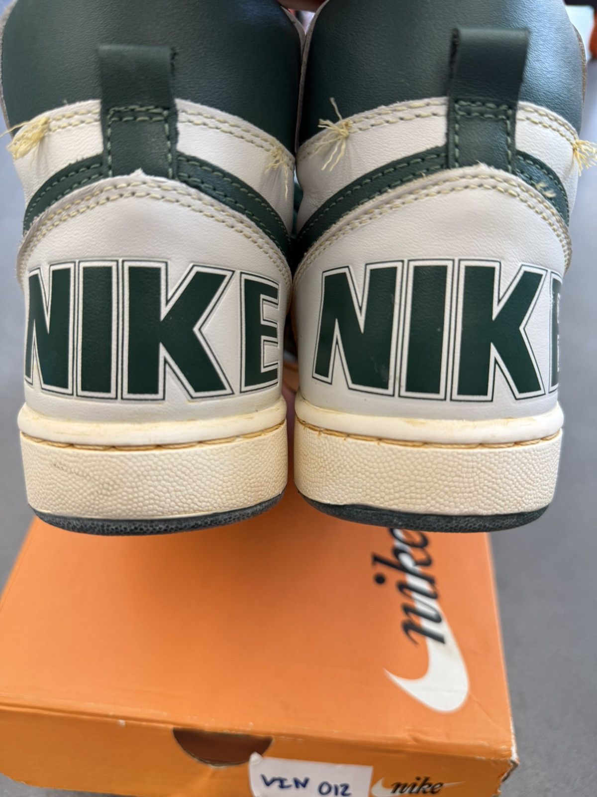 Nike 2008 Nike Terminator High Vintage Noble Green Size US 9 / EU 42 - 6 Thumbnail