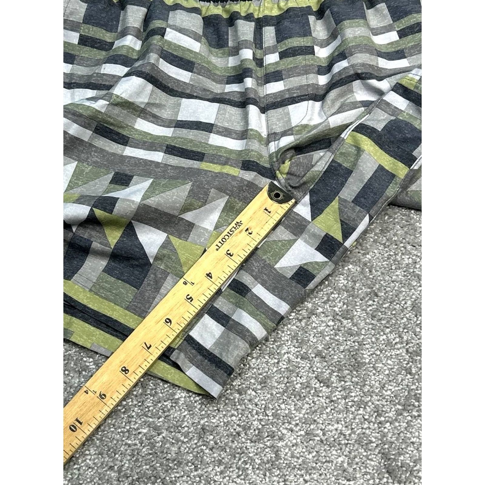 Prana prAna Breathe Shorts Multicolor Geometric Print Stretch Mid Rise Drawstring Women Medium Size 32" / US 10 / IT 46 - 2 Thumbnail