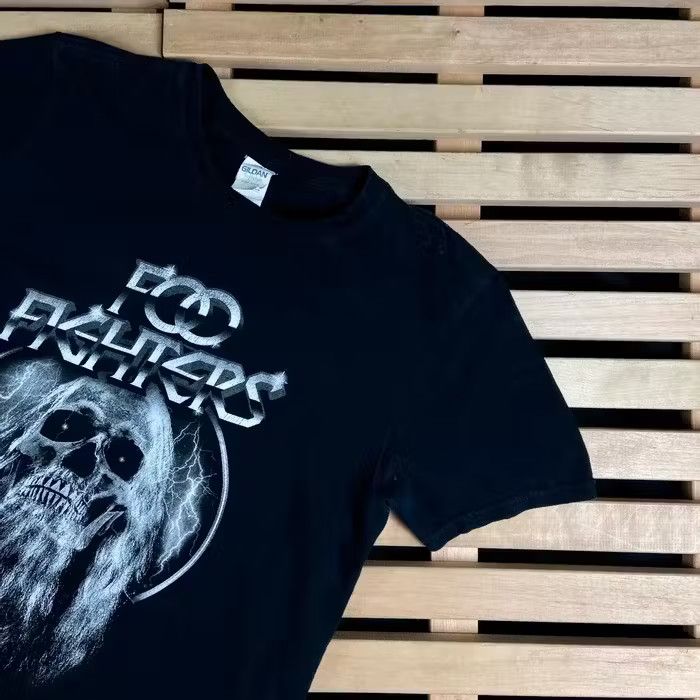 Band Tees × Vintage Mens Vintage T Shirt Foo Fighters Size M Size US M / EU 48-50 / 2 - 2 Thumbnail