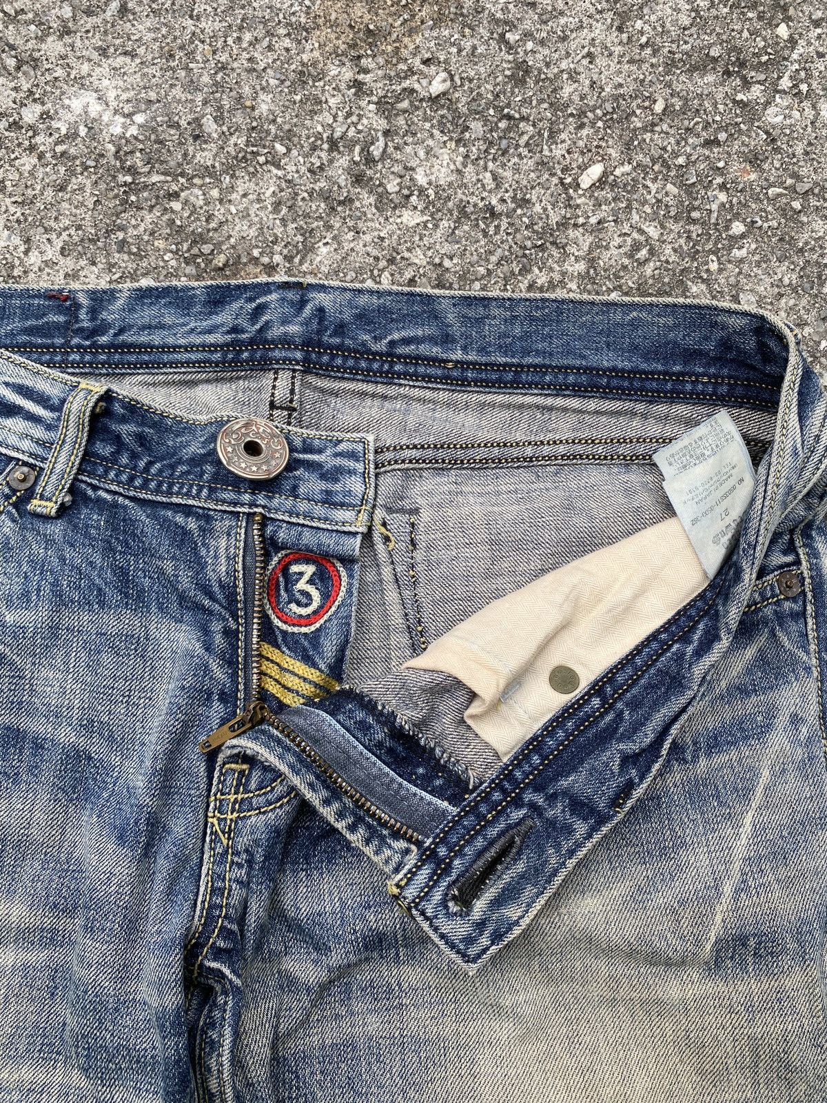 Japanese Brand Rodeo Crown Japan Faded Distressed Denim Size US 31 - 16 Thumbnail